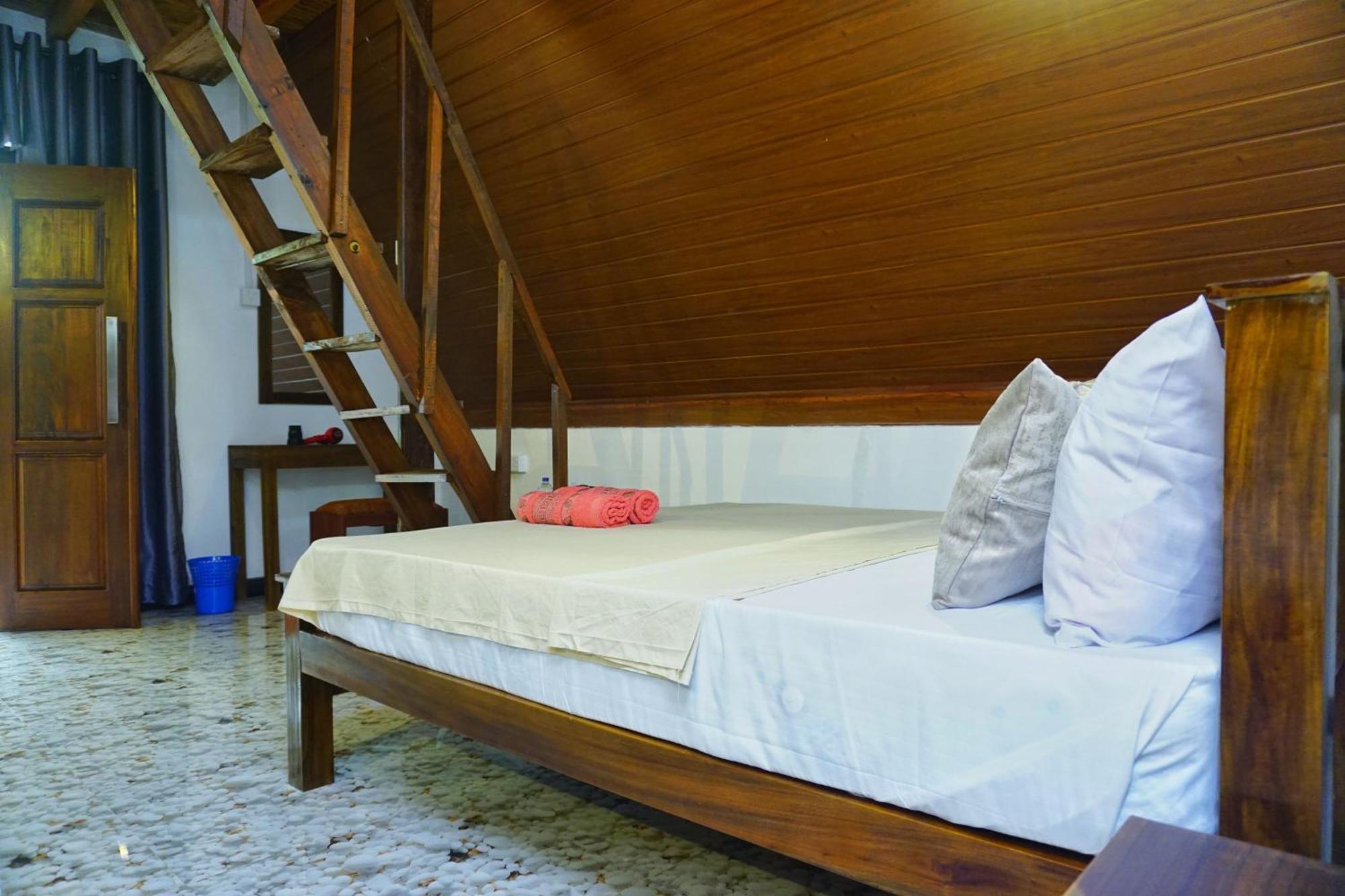 Sigiri Sky Home & Treehouse Сигирия Екстериор снимка